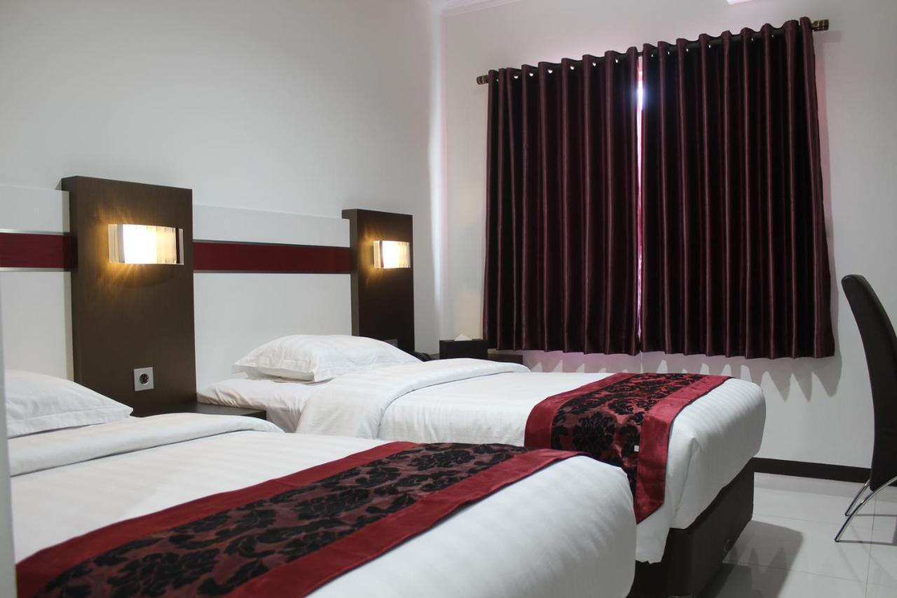 Idea'S Hotel Jalan Ibrahim Aji Bandung Eksteriør billede
