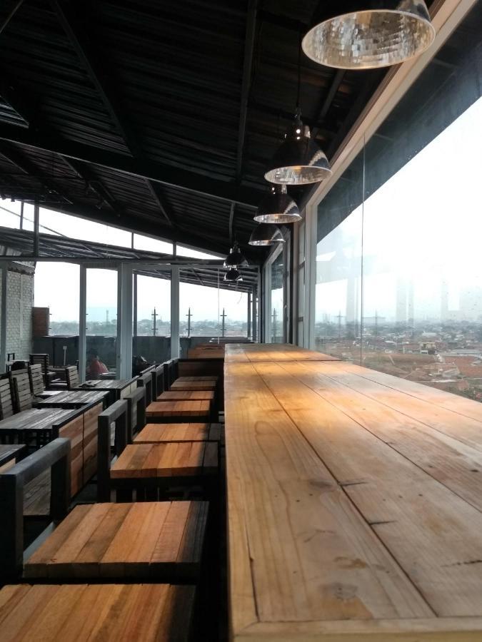 Idea'S Hotel Jalan Ibrahim Aji Bandung Eksteriør billede